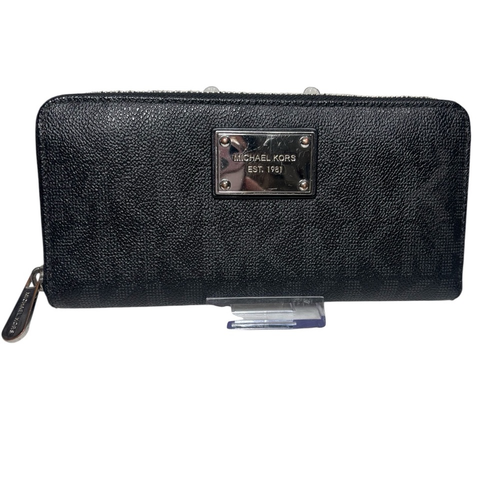 Michael Kors Jet Set Black Pebbled Leather Zip Wallet with Logo Plate